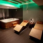 C519 - Vucko - Private Host 아파트 자호리나